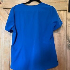 Figs Casma Three-Pocket Scrub Top